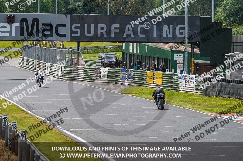 enduro digital images;event digital images;eventdigitalimages;mallory park;mallory park photographs;mallory park trackday;mallory park trackday photographs;no limits trackdays;peter wileman photography;racing digital images;trackday digital images;trackday photos